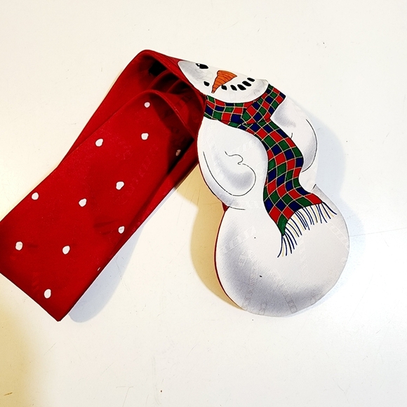 Jolly Holly Red Hollidays Christmas Snow Man Tie - Picture 7 of 8